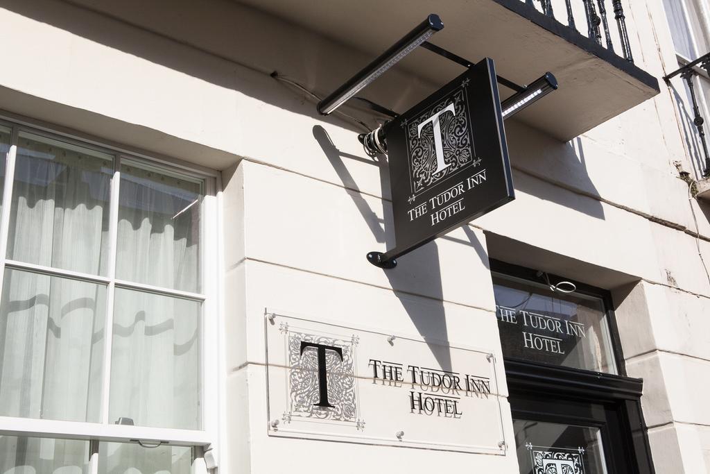The Tudor Inn Hotel Londyn Zewnętrze zdjęcie