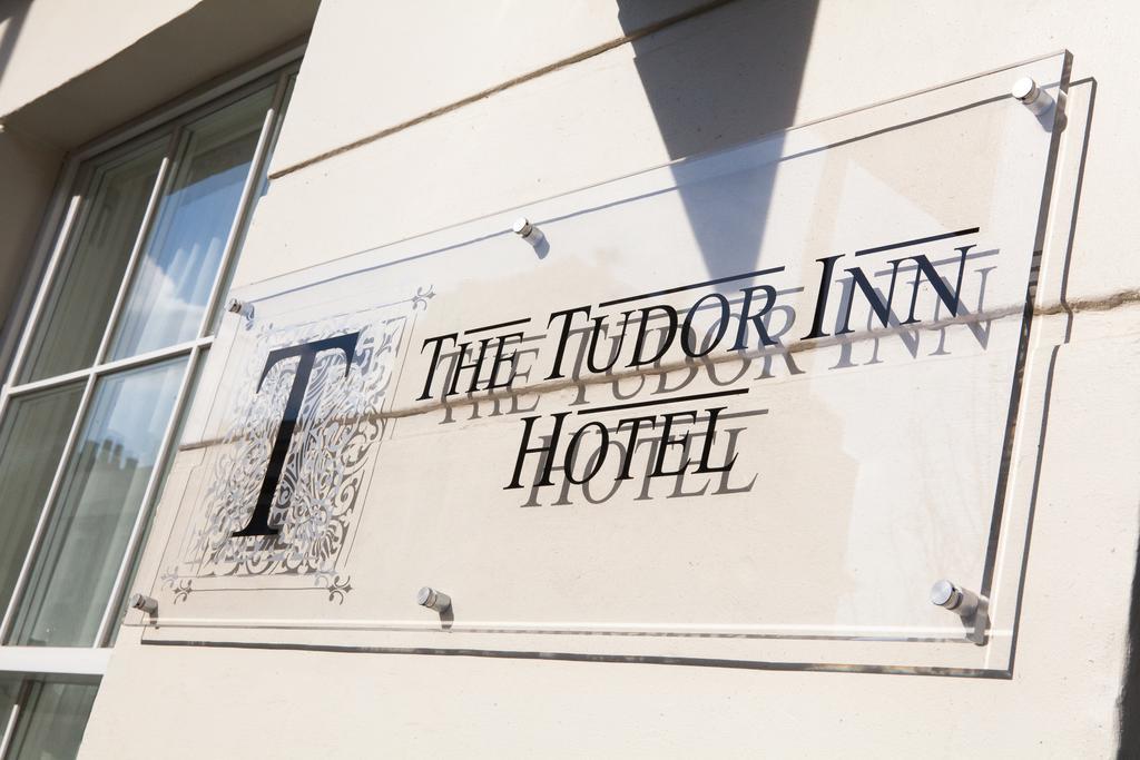 The Tudor Inn Hotel Londyn Zewnętrze zdjęcie
